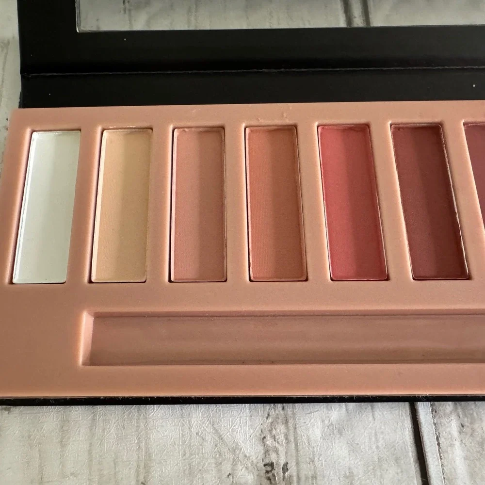 NakedS Stereo Depth Shaped 12-Color Eyeshadow Palette Warm Neutrals 8612-1
